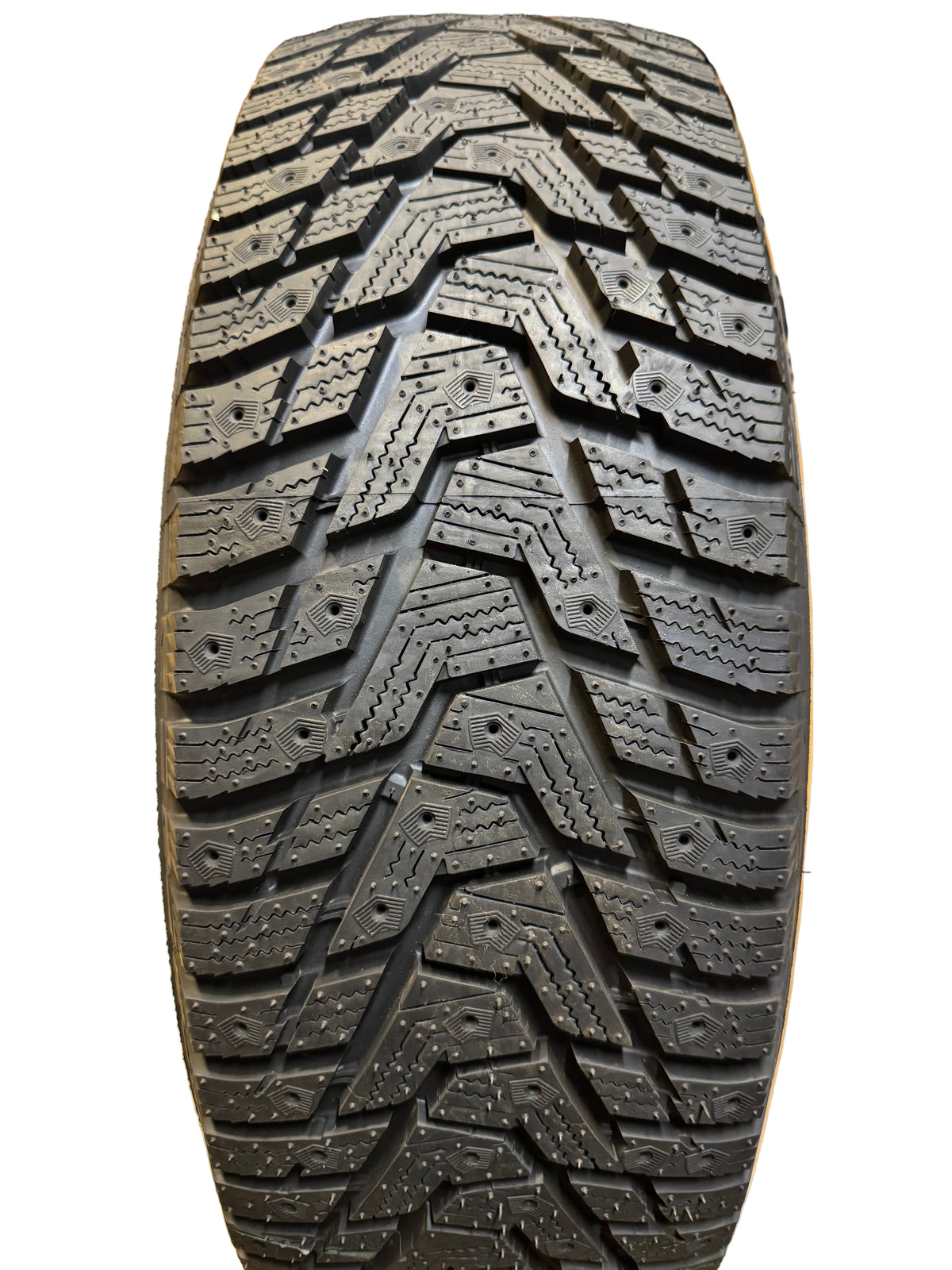HANKOOK WINTER I PIKE RS2 BSW P 215 70 15 98T WINTER TIRE 1028945