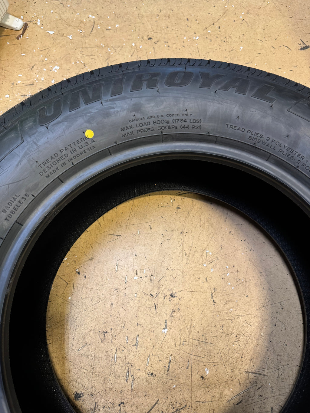 UNIROYAL TIGER PAW TOURING A/S BSW P 215 60 16 100H ALL SEASON TIRE 64435