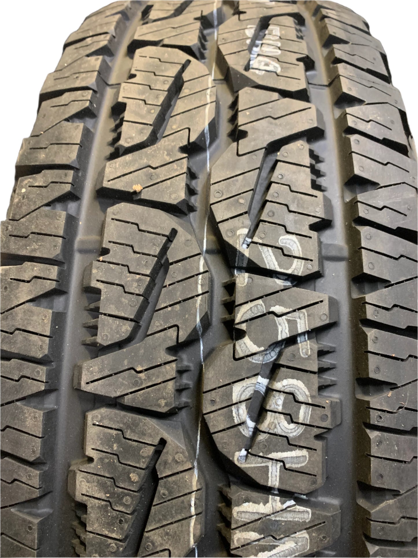 BRIDGESTONE DUELER A/T REVO 3 RWL  P 265 70 18 112T ALL TERRAIN TIRE 012259