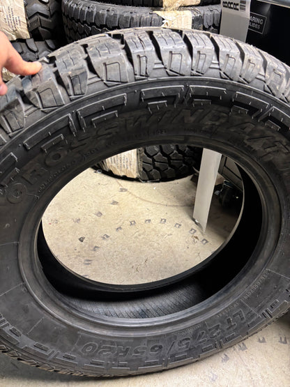NOS LINGLONG CROSSWIND A/T BSW LT  275 65 20 126/123Q LRE 10 PLY ALL TERRAIN TIRE CTL43