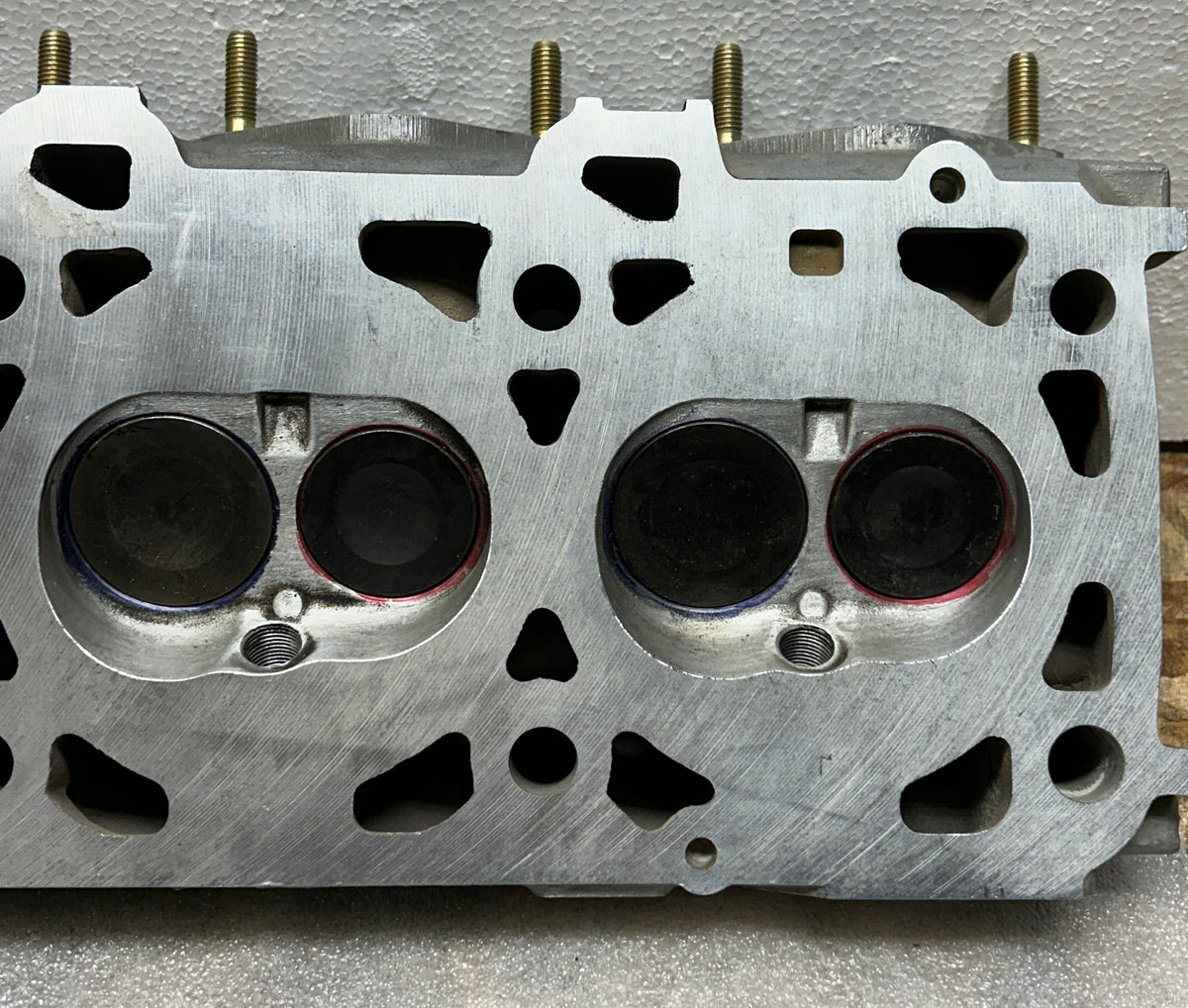 USED PORSCHE 928 S2 4.7L V8 CYLINDER HEAD 9281043483R
