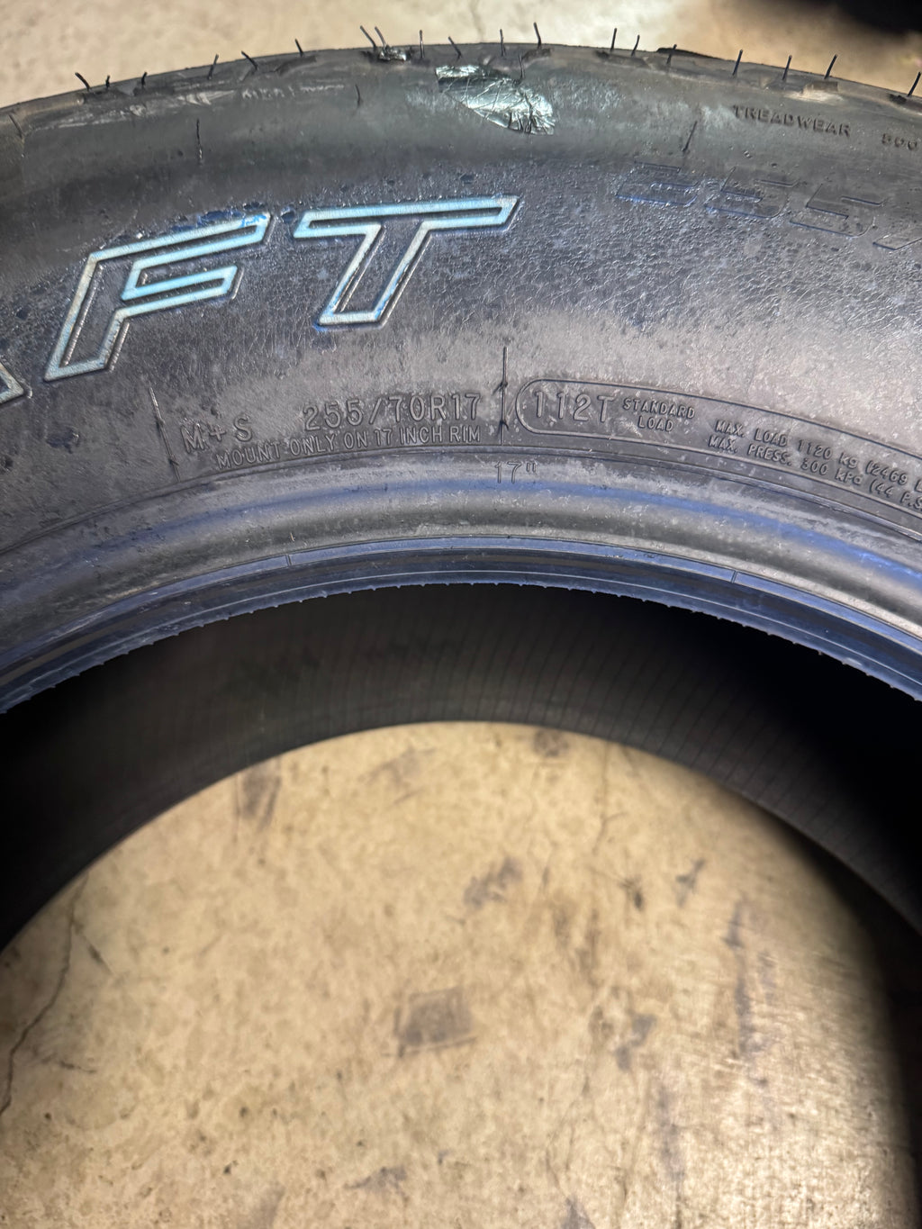 NOS MASTERCRAFT COURSER AXT2 OWL P 255 70 17 112T ALL TERRAIN TIRE 90000037390