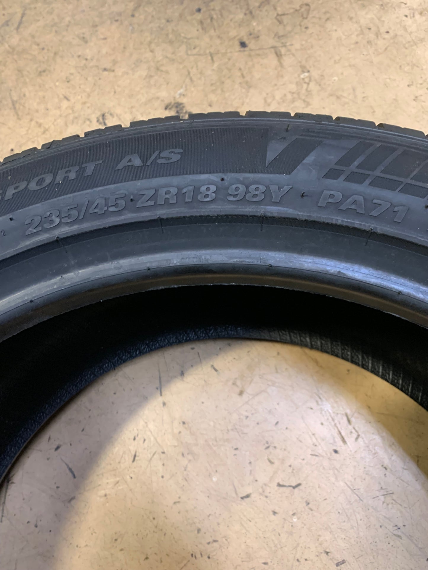 KUMHO ECSTA SPORT A/S PA71 BSW P 235 45 18 98Y XL ALL SEASON TIRE 2372533