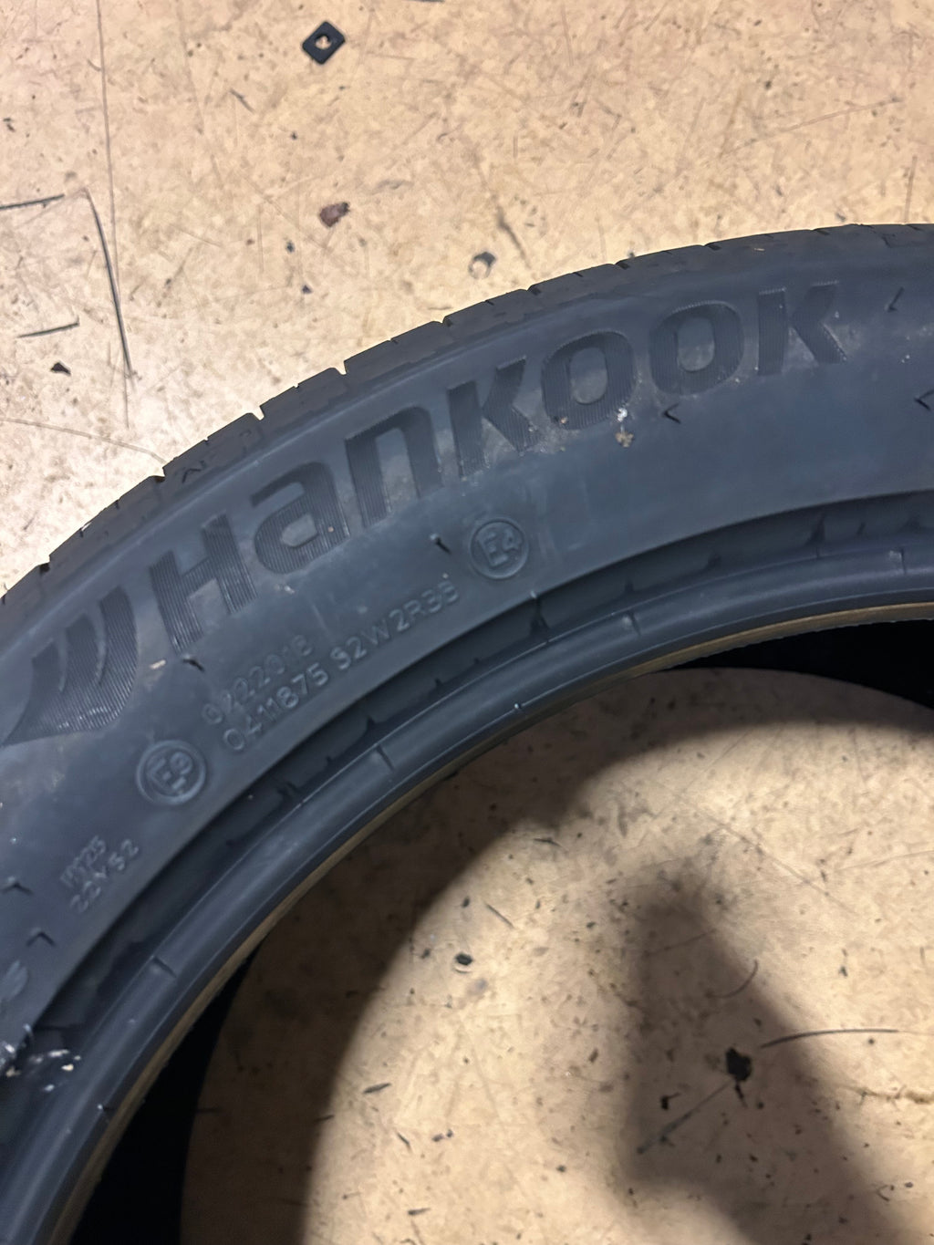 HANKOOK VENTUS S1 AS (T0) BSW P 235 45 18 98V XL PERFORMANCE TIRE 1028523