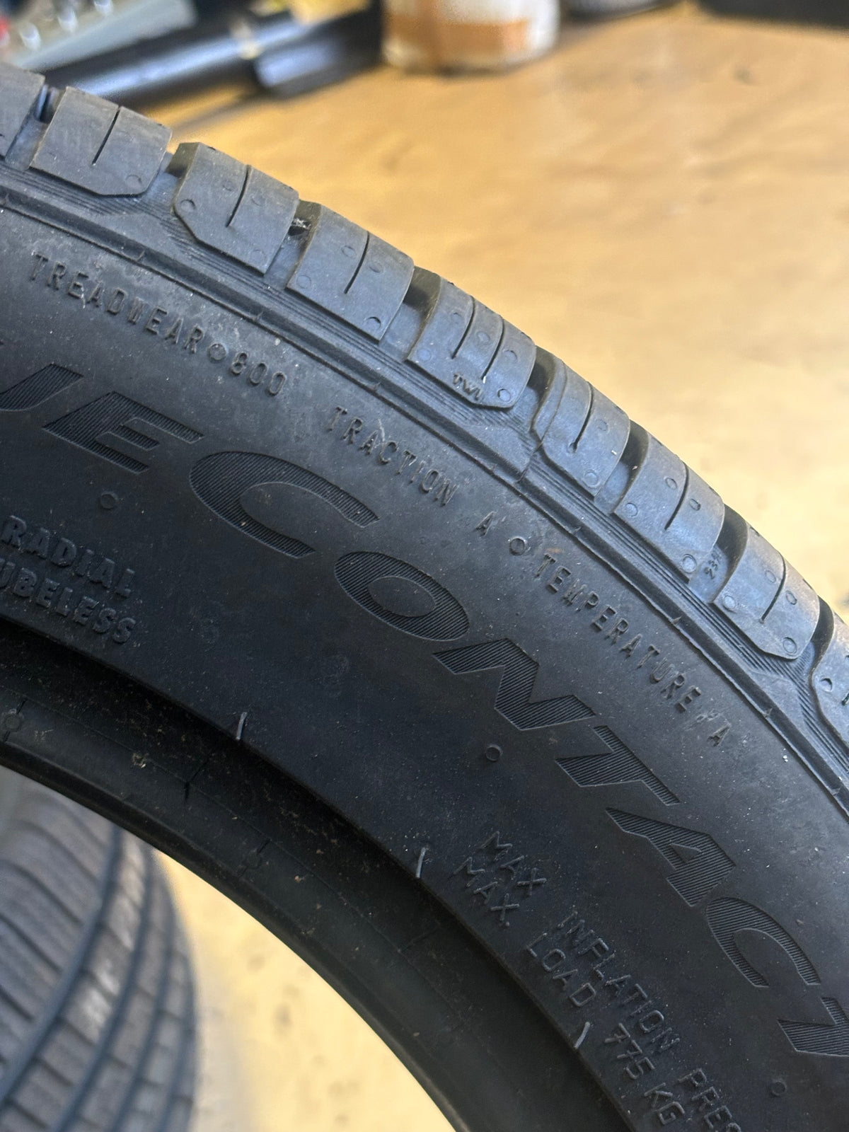 CONTINENTAL TRUECONTACT TOUR P 225 55 17 99H SL ALL SEASON TIRE 15495800000
