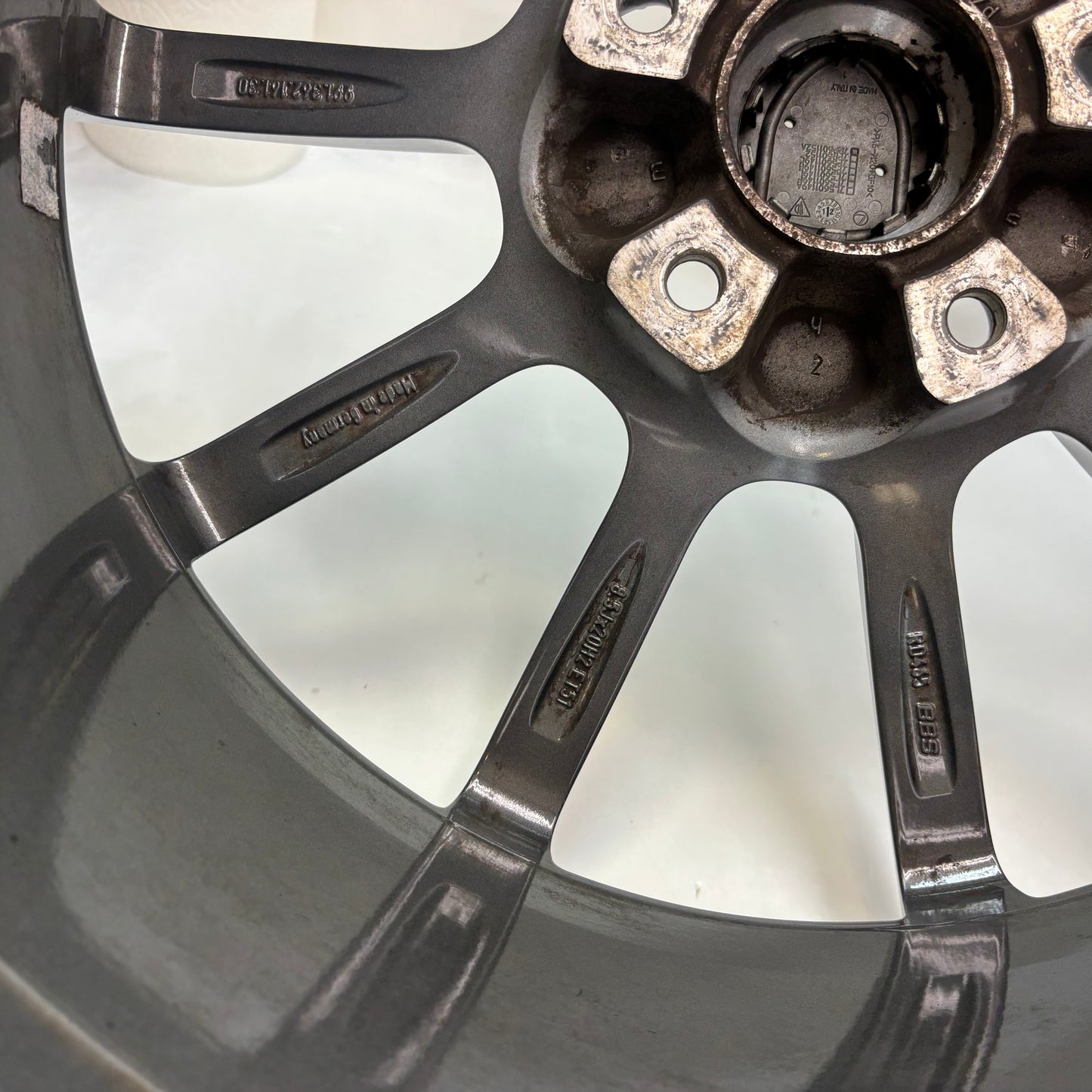 GENUINE PORSCHE 911 RAD CARRERA CLASSIC II 20X11 20X8.5 STAGGERED SET WHEELS