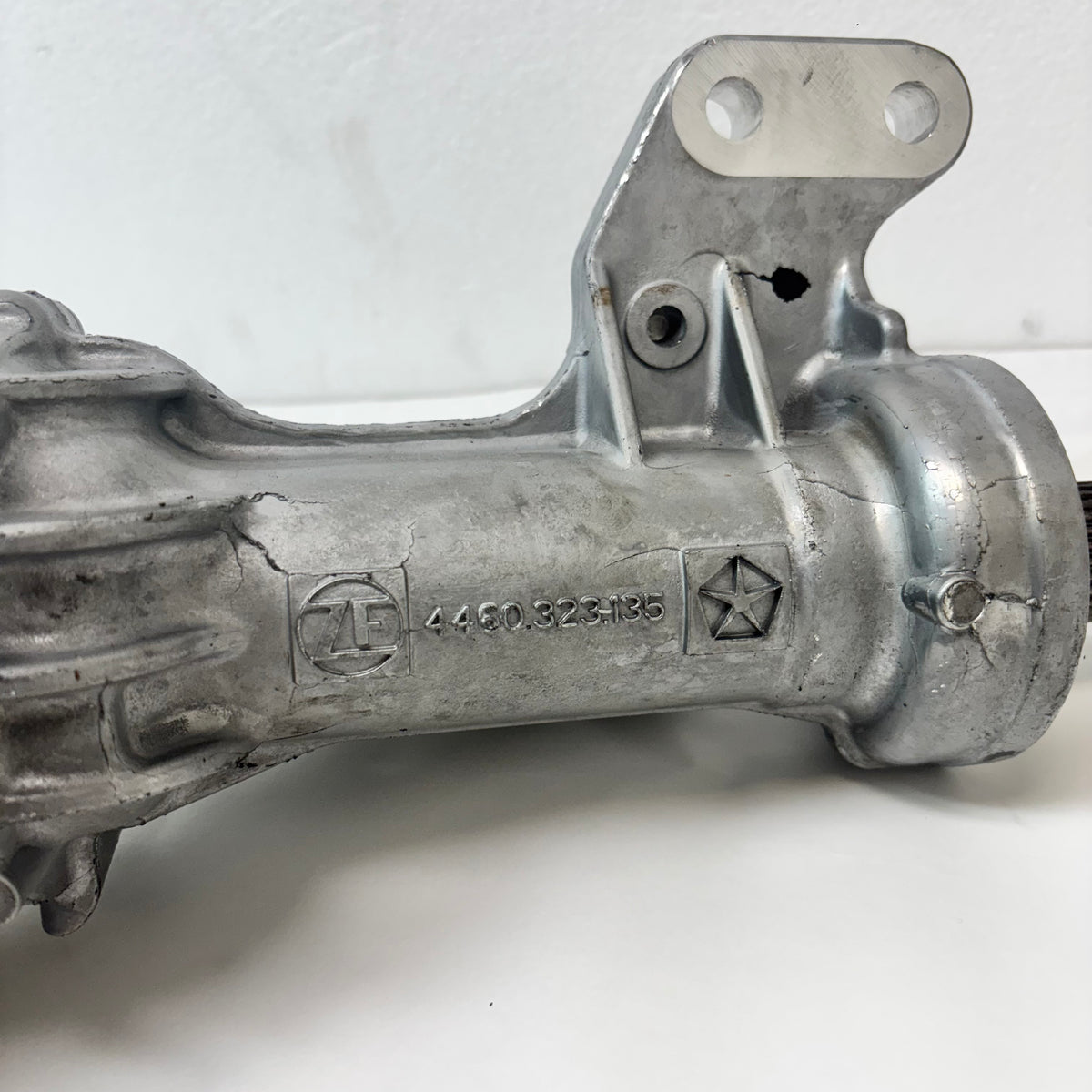 GENUINE MOPAR SERVICE FRONT AXLE 12-21 RAM 3.92 68257422AG