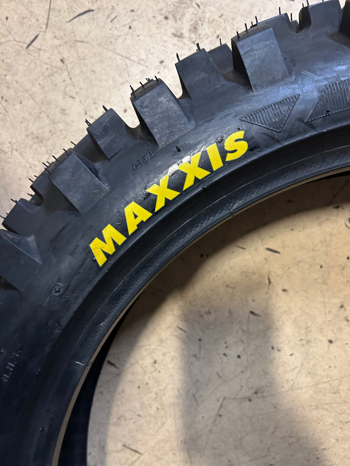 MAXXIS MAXXCROSS IT BSW 100 100 18 59M REAR MOTORCYCLE TIRE TM52612000