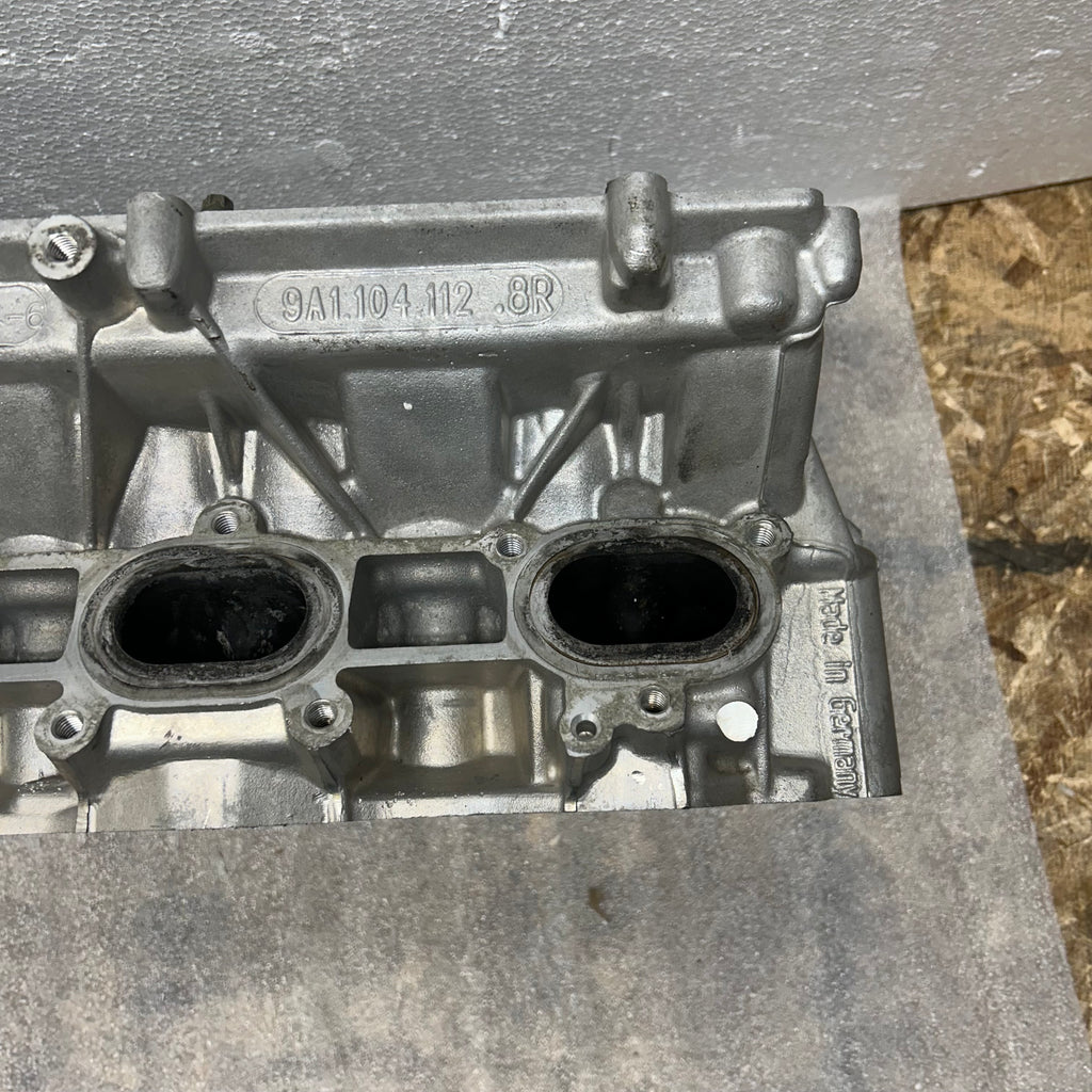 PORSCHE 911 11-16 CARRERA S 4S GTS RIGHT CYLINDER HEAD 9A1 104 112 8R