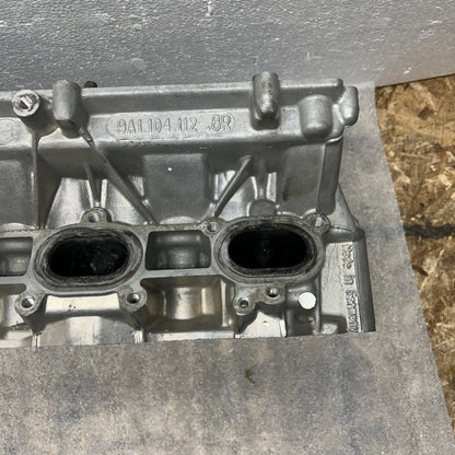 PORSCHE 911 11-16 CARRERA S 4S GTS RIGHT CYLINDER HEAD 9A1 104 112 8R