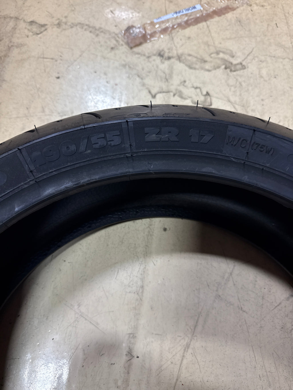 MICHELIN PILOT ROAD 4GT 190 55 17 75W REAR MOTORCYCLE TIRE 77829