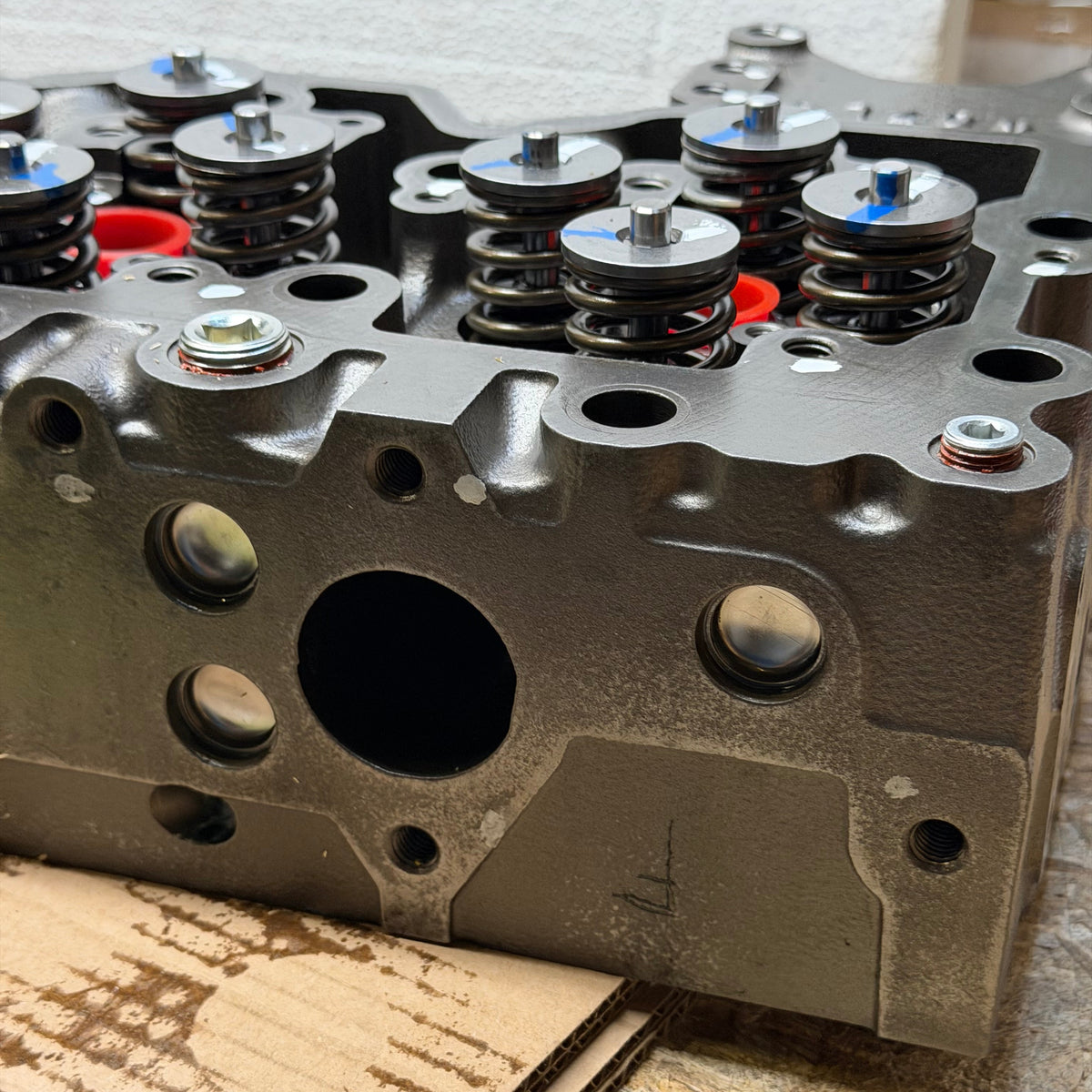REMAN. CUMMINS CYLINDER HEAD EPA13 8.9L ISC/ISL ENGINES 5529501RX