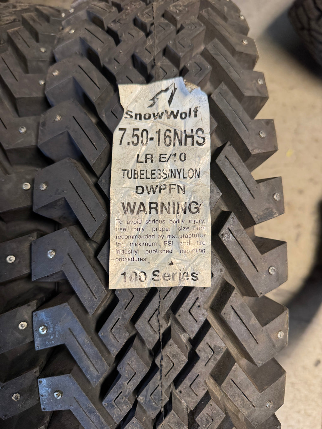 2 NOS SNOW WOLF WOLF PAW STUDDED BSW 7.5 16 10PLY WINTER SKID STEER TIRE DWPFN