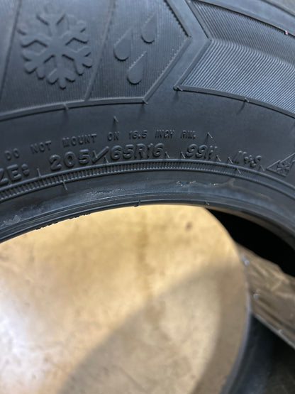 2 GOODYEAR WINTER COMMAND ULTRA BSW P205 65 16 99H XL WINTER TIRE 781020579