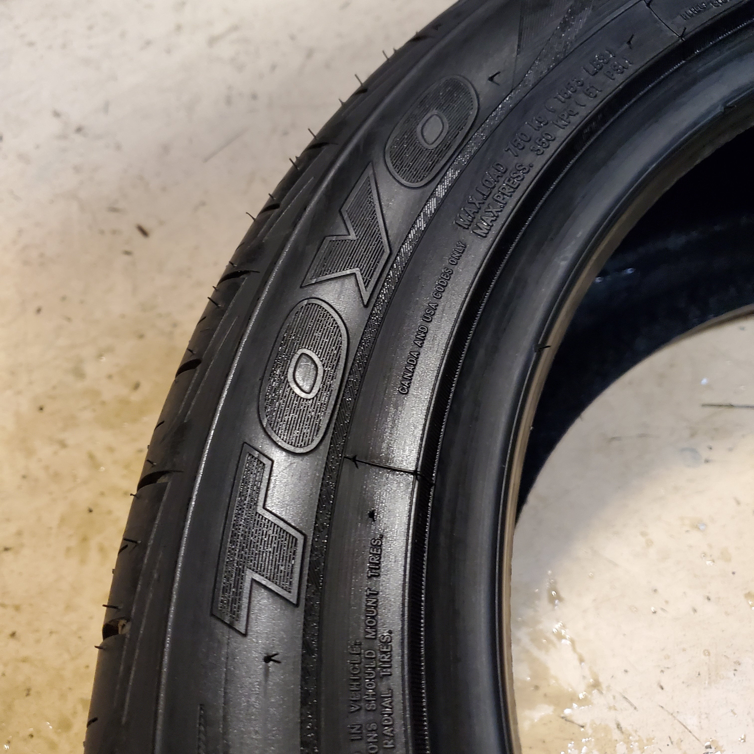 NOS TOYO EXTENSA HP II BSW P 255 45 17 98W SL ALL SEASON TIRES 196570