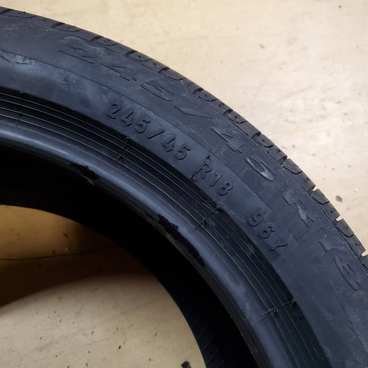 2 PIRELLI CINTURATO P7 P 245 45 18 96Y SL RUNFLAT ALL SEASON TIRES 2074800