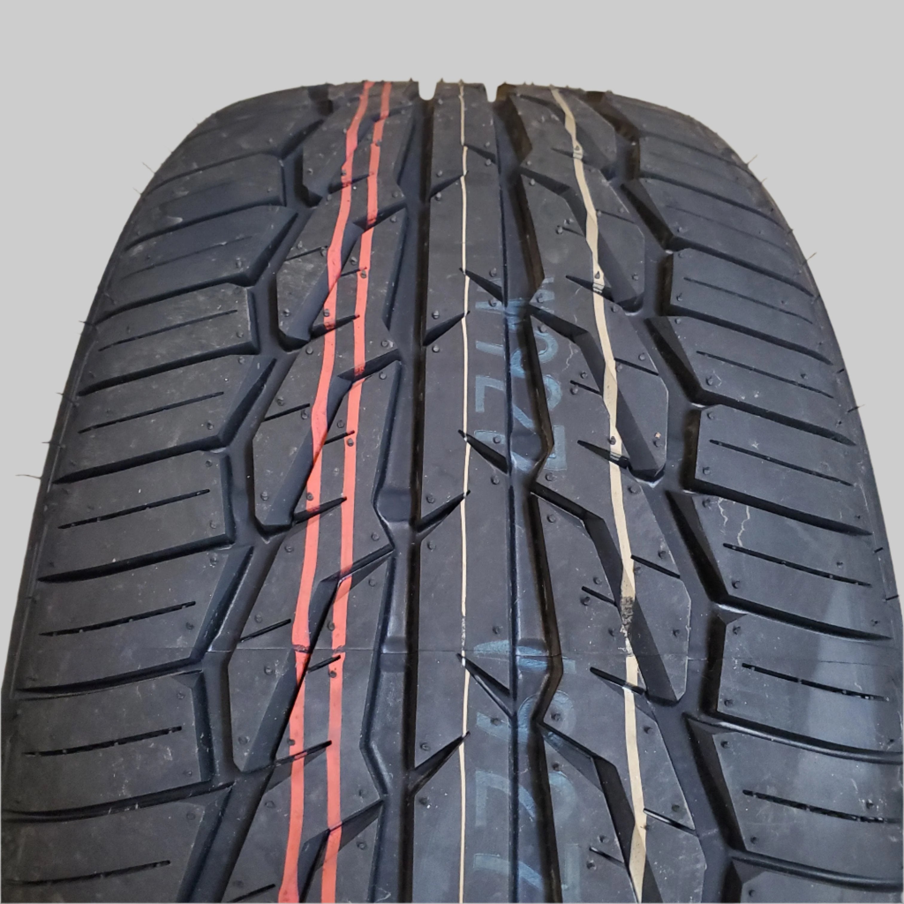 TOYO EXTENSA  HP II P 225 40 19 93W XL UHP ALL SEASON TIRE 196660