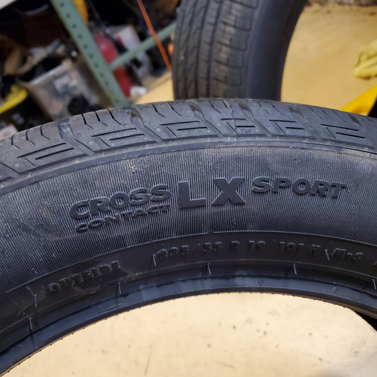 4 CONTINENTAL CROSSCONTACT LX SPORT P 235 55 19 101H SL TIRES 03593900000 ALL SEASON