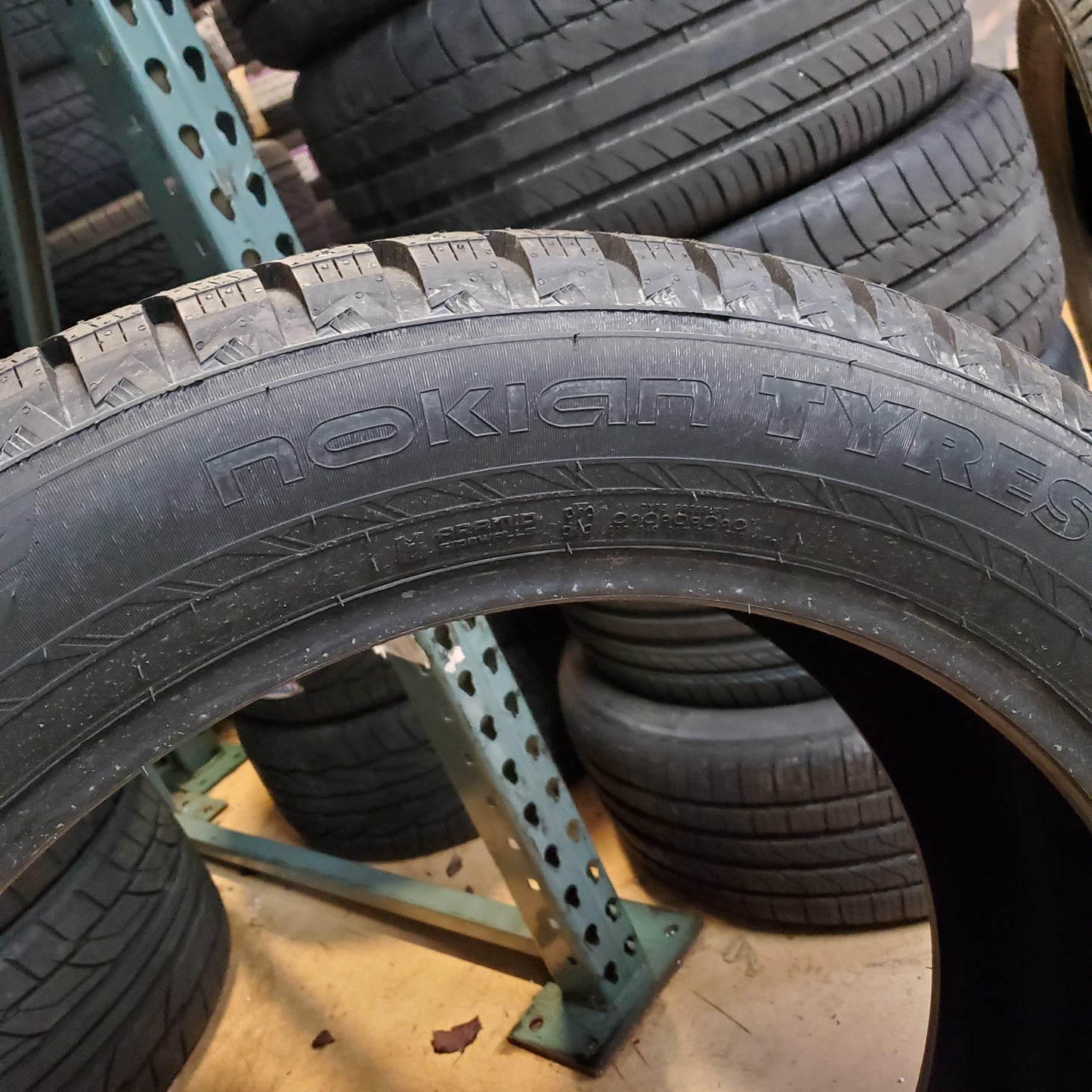 NOKIAN HAKKAPELIITTA 10 SUV STUDDED P 275 50 22 115T XL SNOW WINTER TIRES TS32535