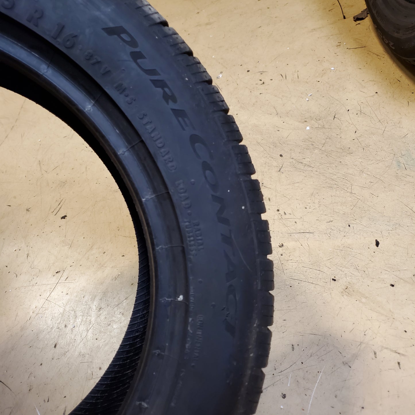 CONTINENTAL PURE CONTACT LS P 195 55 16 87V SL ALL SEASON TIRE 5509360000