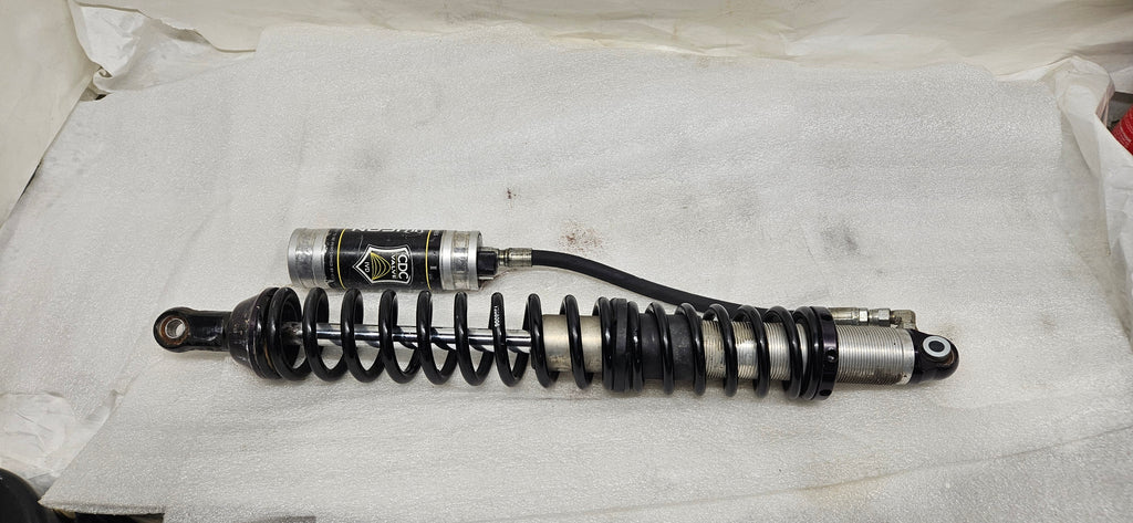 USED ICON VEHICLE DYNAMICS 2.5 SERIES COMPRESSION DAMPING CONTROL VALVE