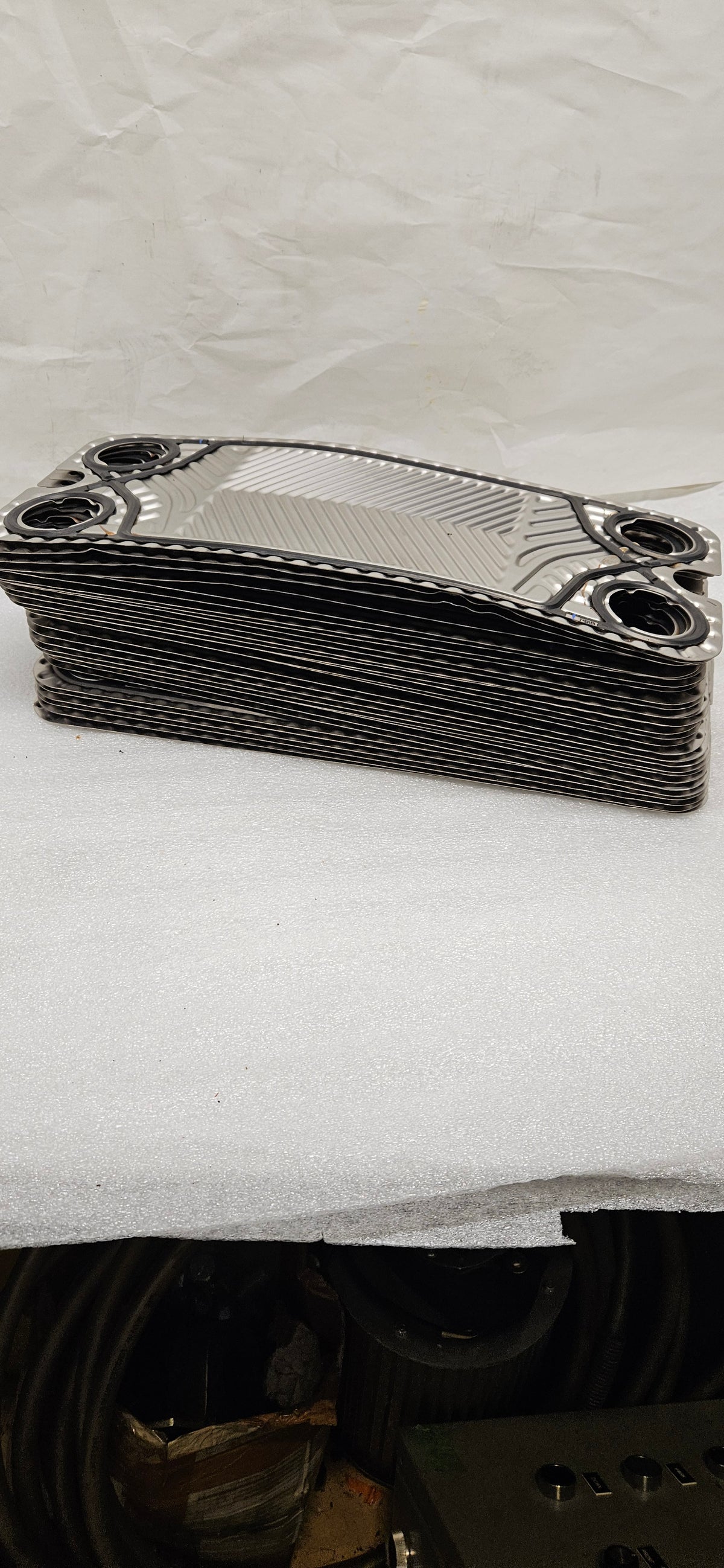 31 HEAT EXCHANGER PLATES