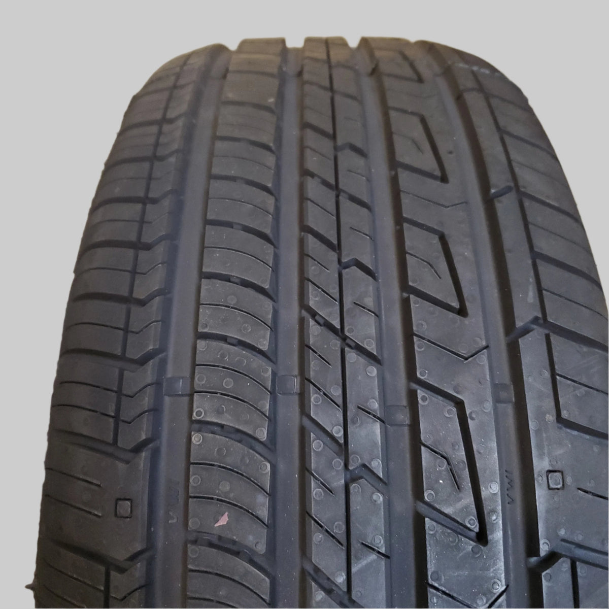COOPER CS5 ULTRA TOURING P 235 50 18 97W SL ALL SEASON TIRE 90000020881