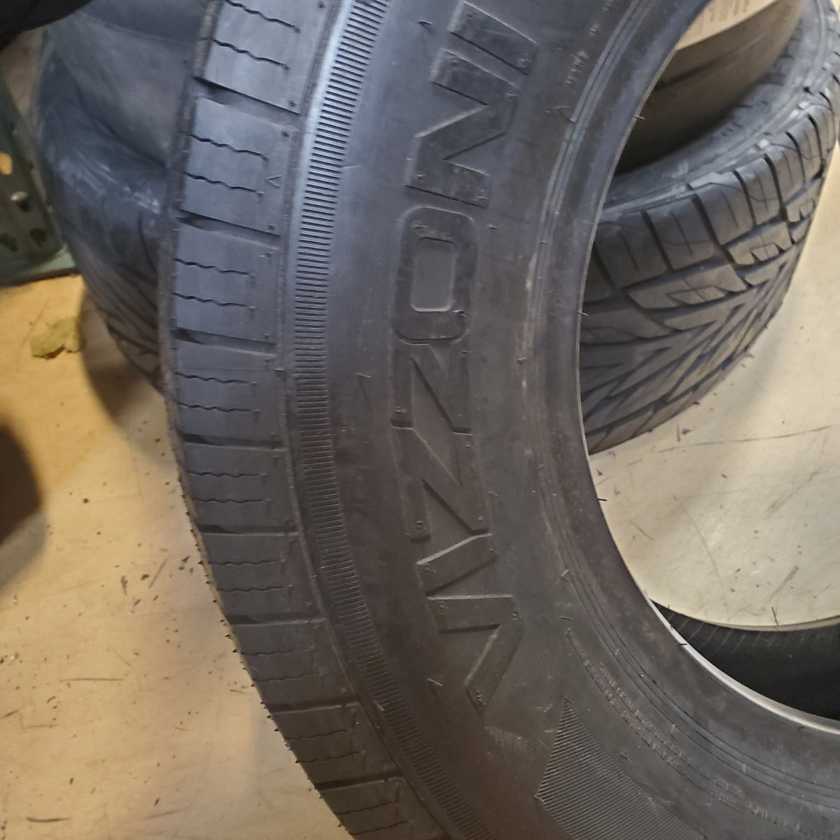 VIZZONI DREAMLINER H/T LT 225 75 16 115/112S 10PLY HIGHWAY TIRES 6M6000