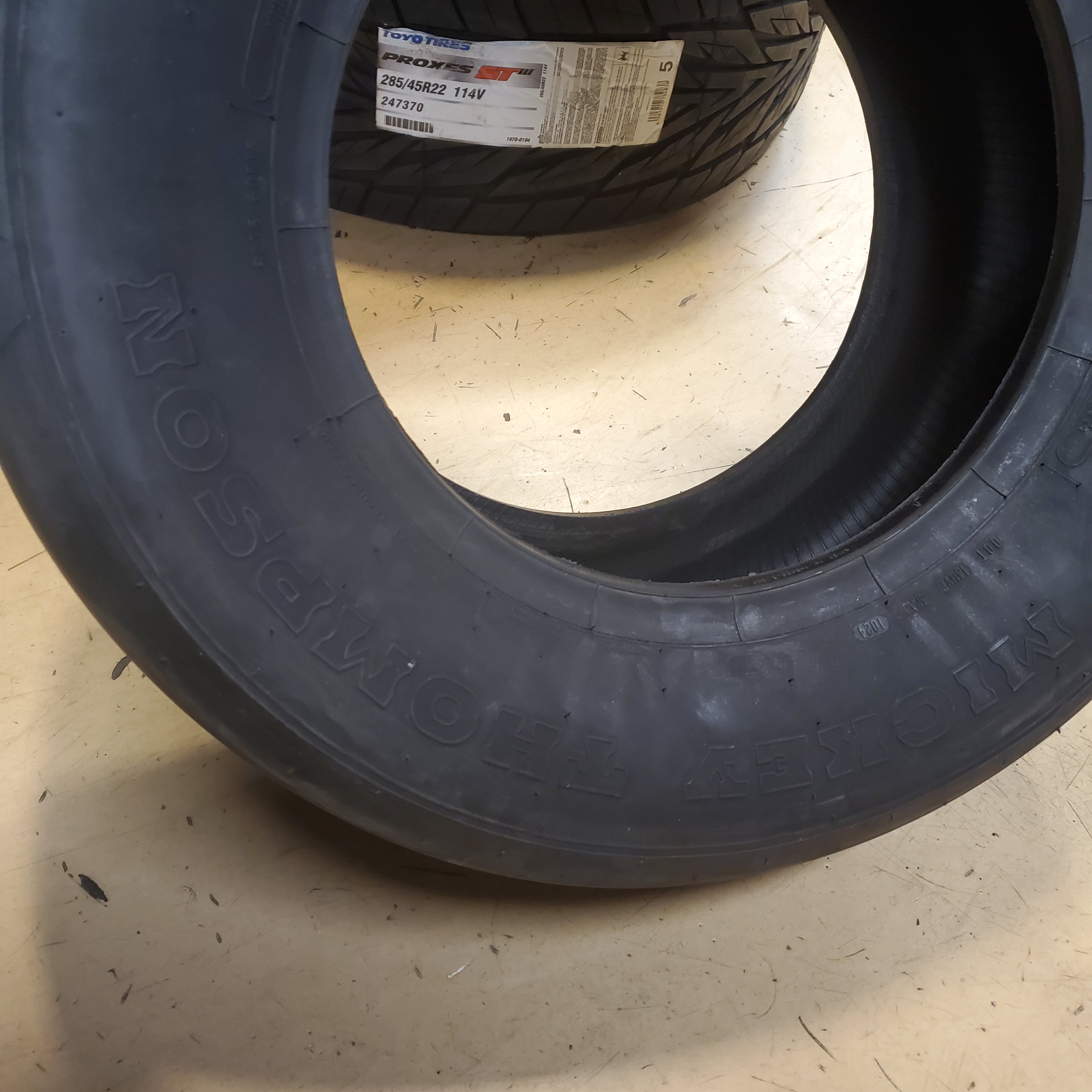 MICKEY THOMPSON ET STREET RADIAL PRO P 275 60 15 SL TIRES 90000001536