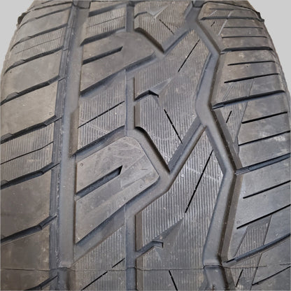 NITTO NT420 BSW P 285 40 22 110W XL ALL SEASON TIRE 207490