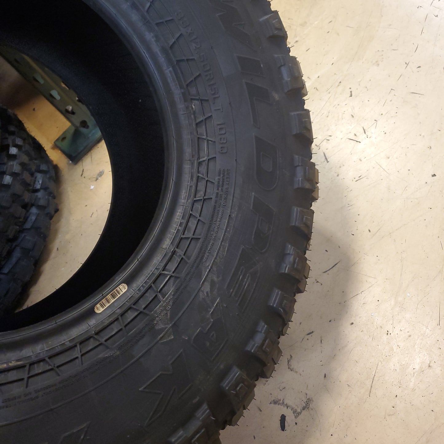 FALKEN WILDPEAK M/T MT01 LT 33 12.5 15 108Q LRC 6PLY MUD TERRAIN TIRE 28516518