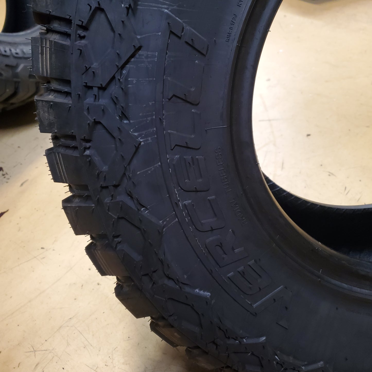 VERCELLI TERRENO M/T BSW LT 31 10.5 15 109Q LRC 6PLY MUD TERRAIN TIRE VC2463