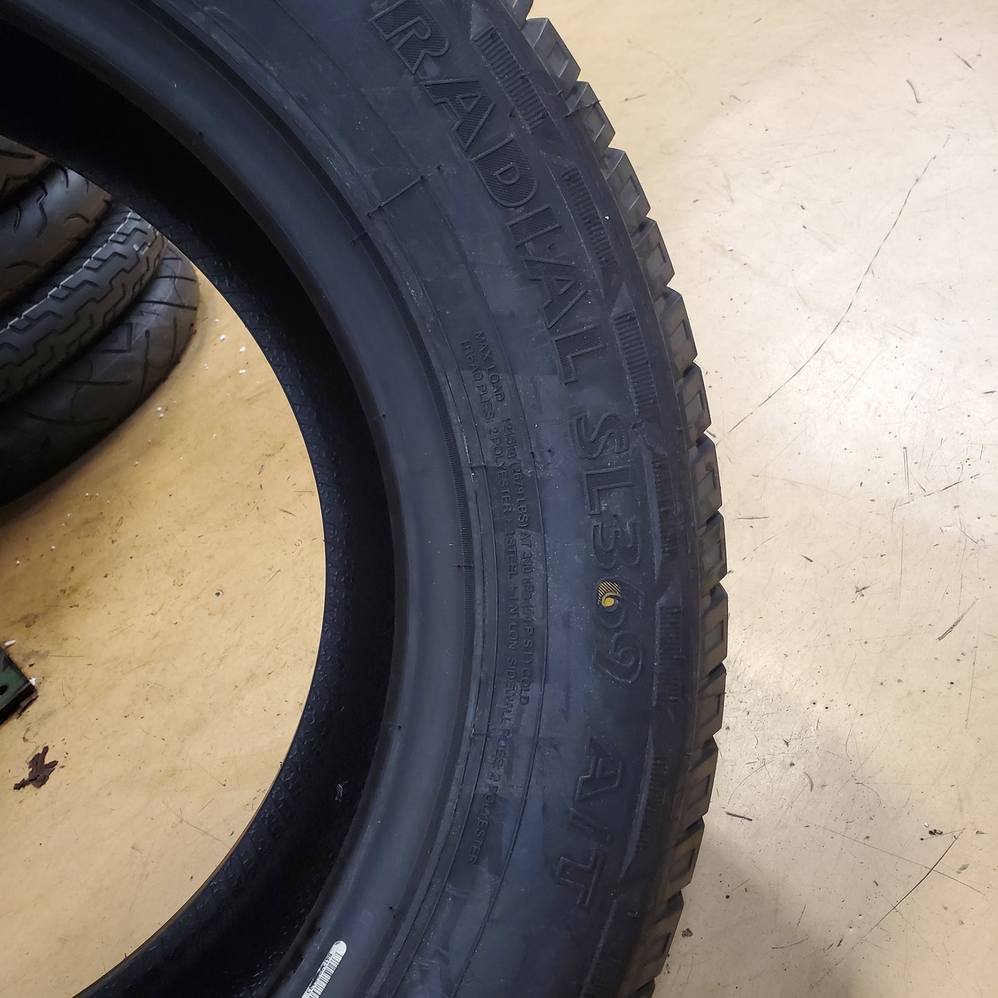 WESTLAKE RADIAL SL369 AT P 275 60 20 115T SL ALL TERRAIN TIRE 24466004