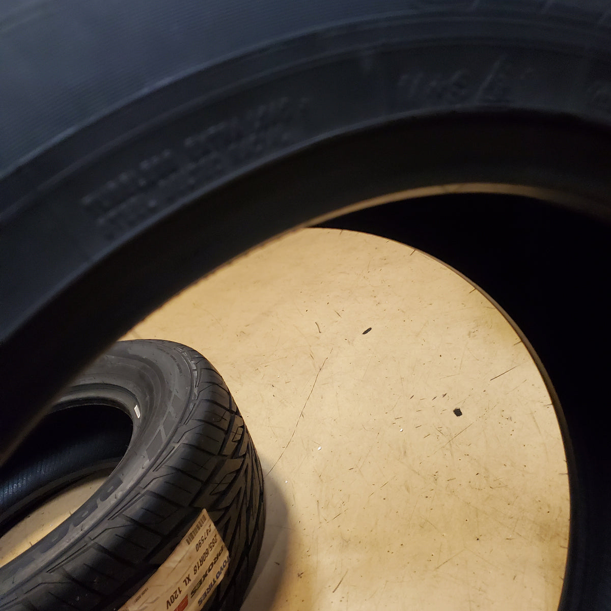 TOYO CELSIUS CUV A P 275 50 20 113H XL ALL SEASON TIRE 238350