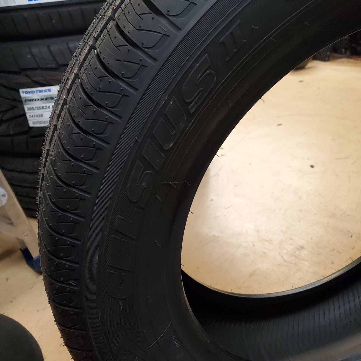 TOYO CELSIUS II P 225 60 18 100H SL ALL SEASON TIRE 243820
