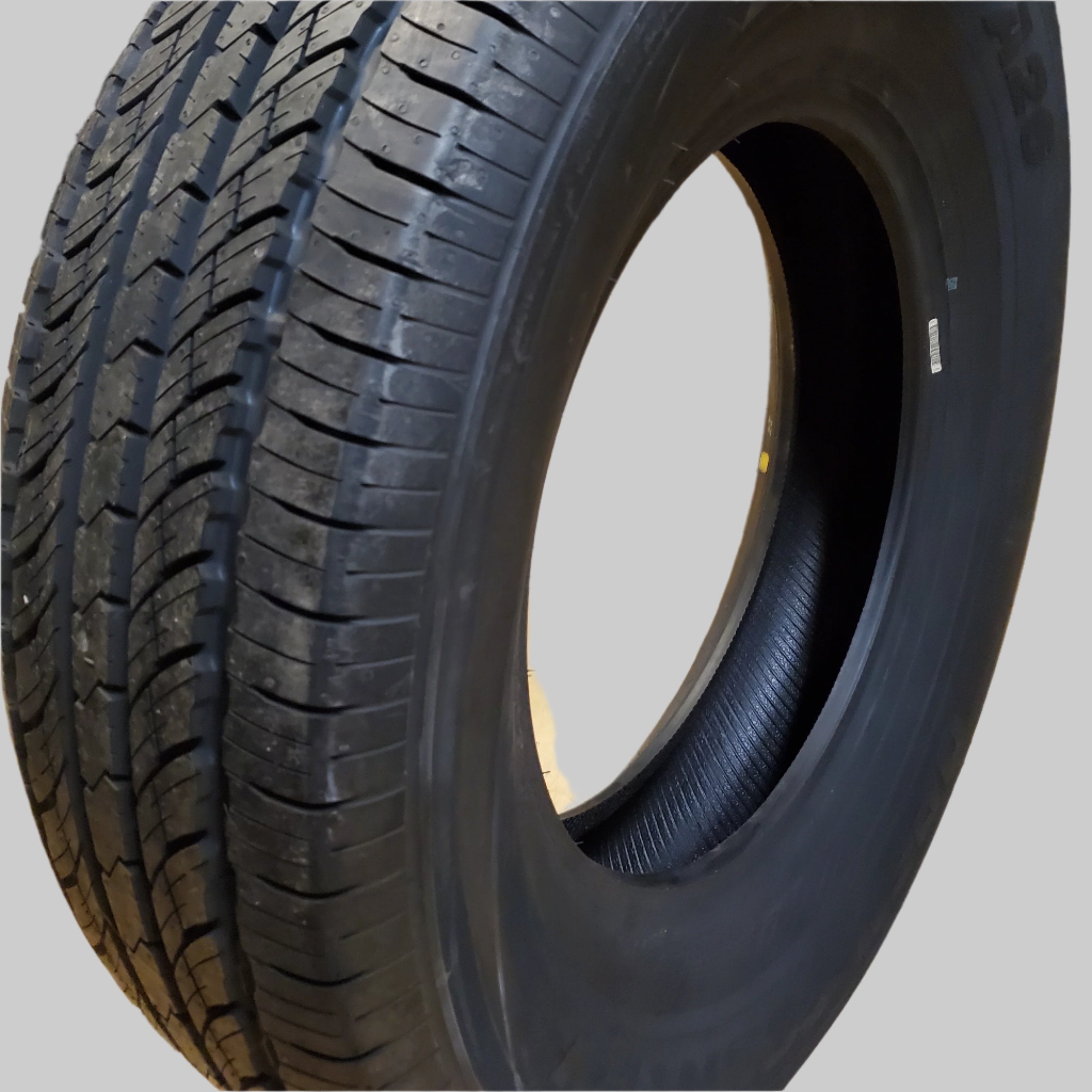 NOS TOYO OPEN COUNTRY A26 P 265 70 18 114S ALL SEASON TIRE 301870