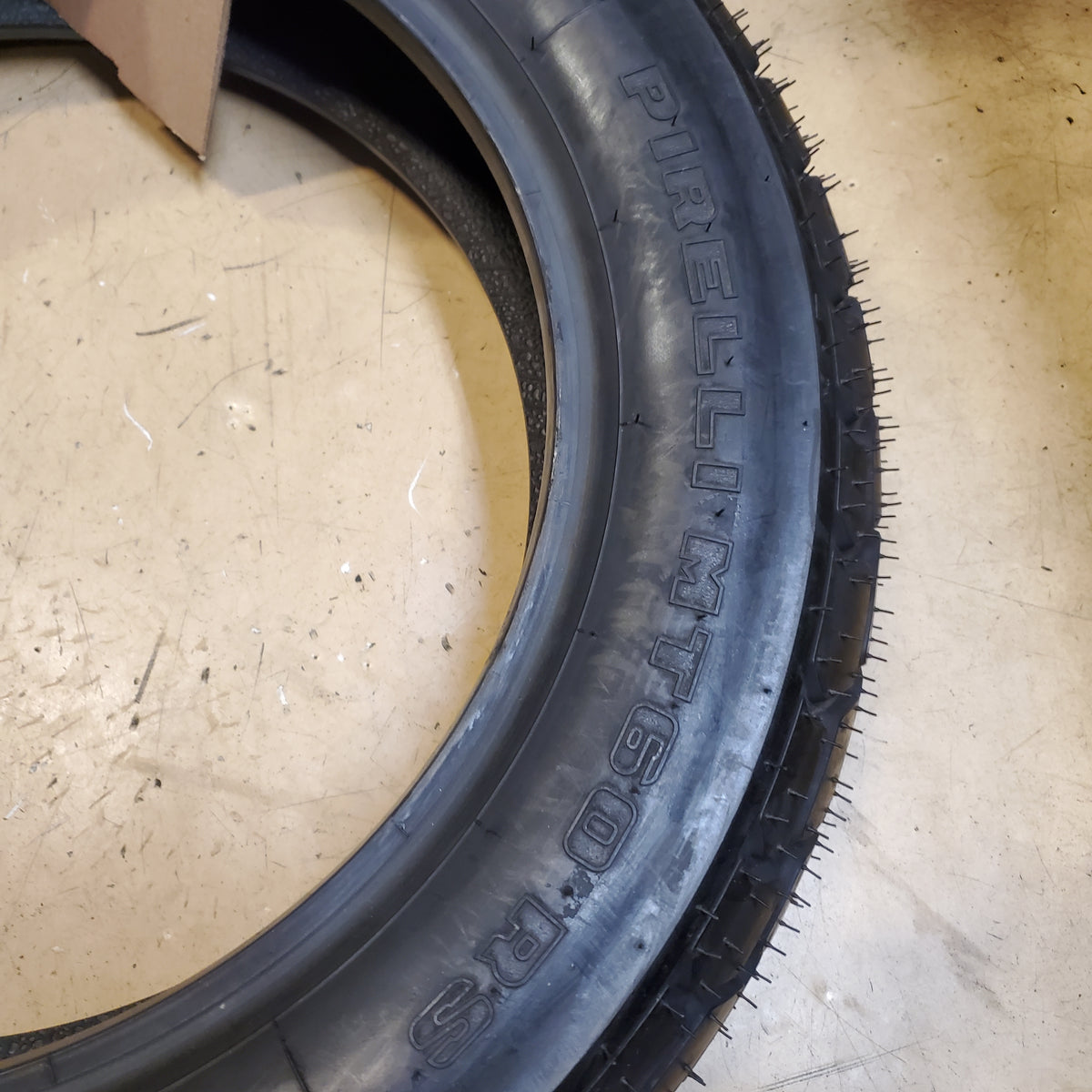 PIRELLI MT60 RS 150 80 16 77H REAR MOTORCYCLE TIRE 2925200