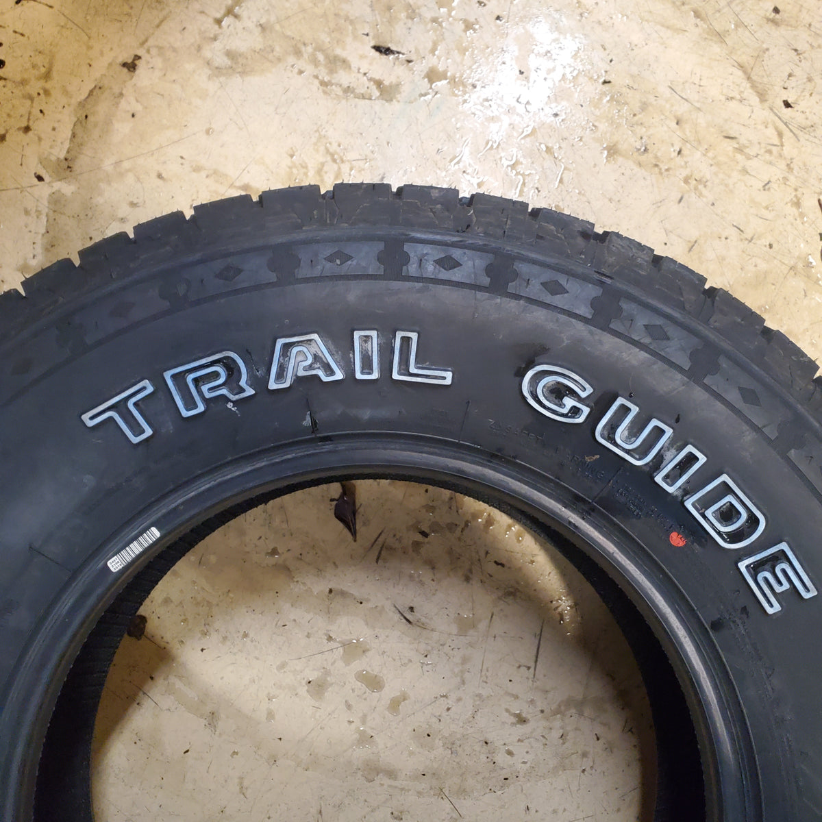 MULTI-MILE TRAIL GUIDE ALL TERRAIN  BSW P 245 75 16 111S ALL SEASON TIRE  TGT79