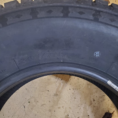 4 MULTI-MILE TRAIL GUIDE ALL TERRAIN  BSW P 245 75 16 111S ALL SEASON TIRE  TGT79