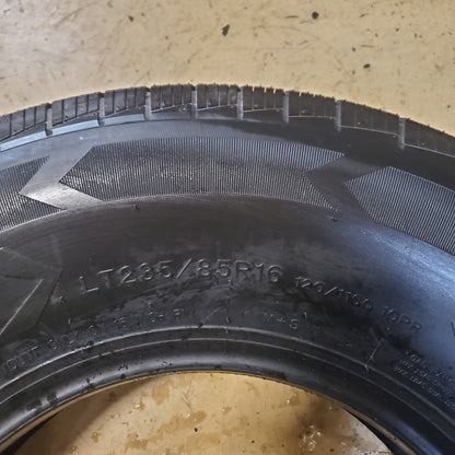 THUNDERER COMMERCIAL LT LT 235 85 16 120/116Q 10 PLY LIGHT TRUCK TIRE TH2010