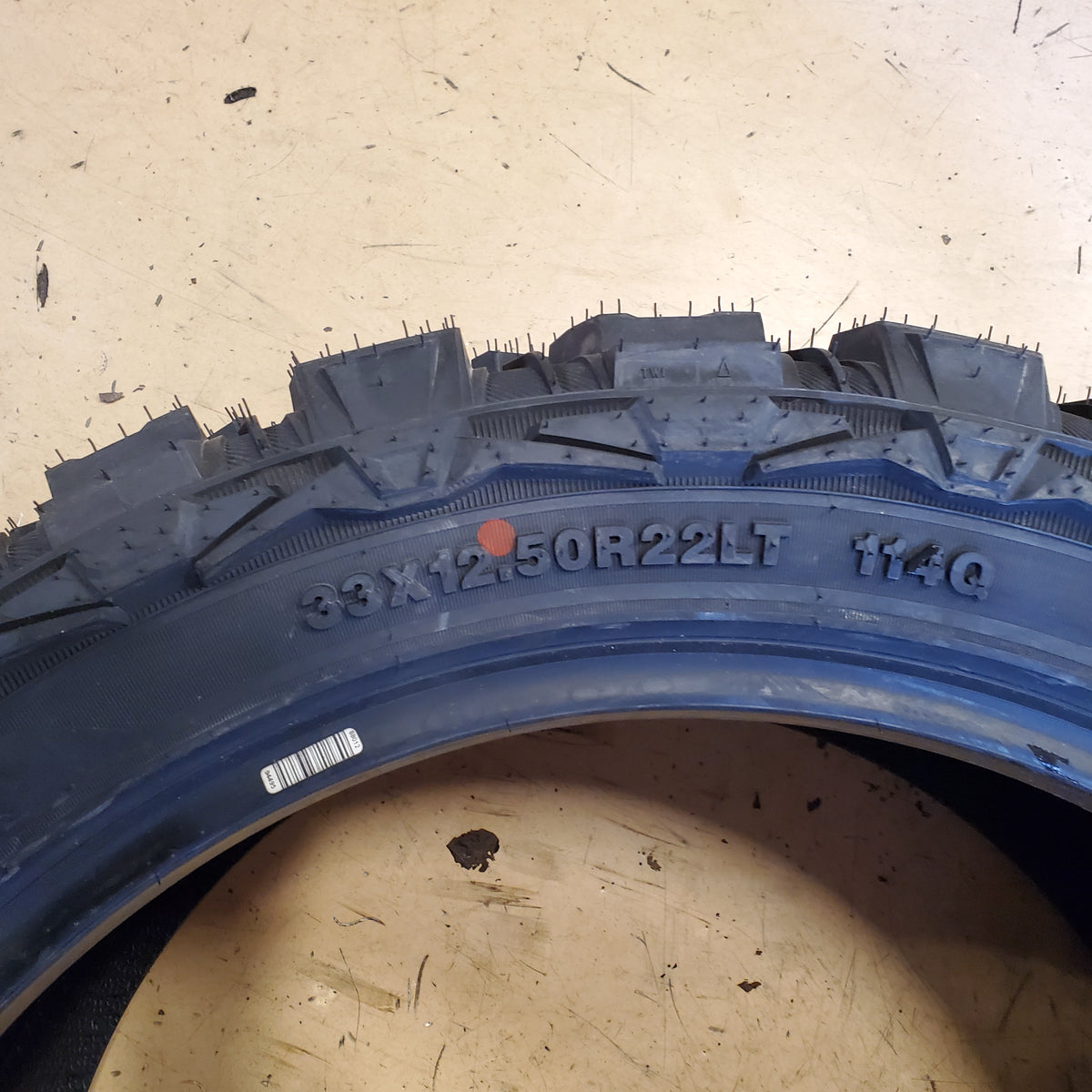2 RADAR RENEGADE X BSW LT 33 12.5 22 114Q 12PLY MUD TERRAIN TIRE RACSTH0045