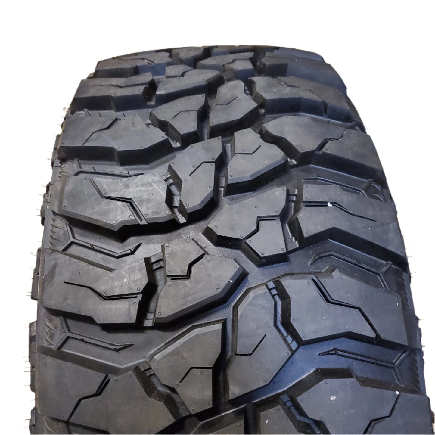 VENOM POWER SWAMPTHING M/T 35 12.50 22 121Q LT MUD TRUCK TIRE CVPSWMT12