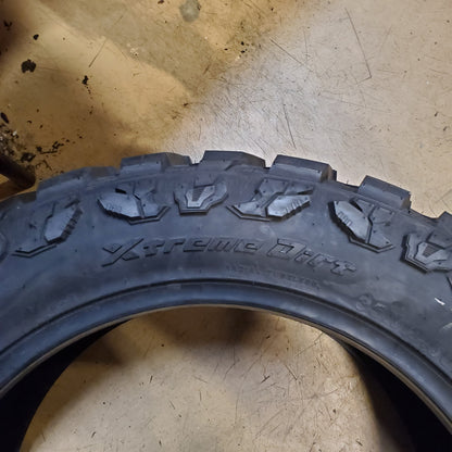 VENOM POWER SWAMPTHING M/T 35 12.50 22 121Q LT MUD TRUCK TIRE CVPSWMT12
