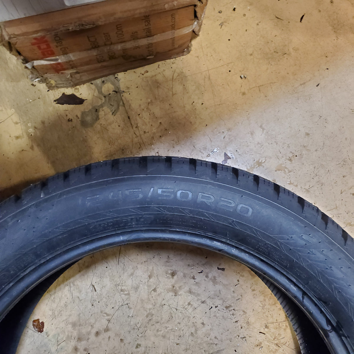 4 NOKIAN HAKKAPELIITTA 10 SUV STUDDED 245 50 20 105T XL WINTER TIRE TS32513
