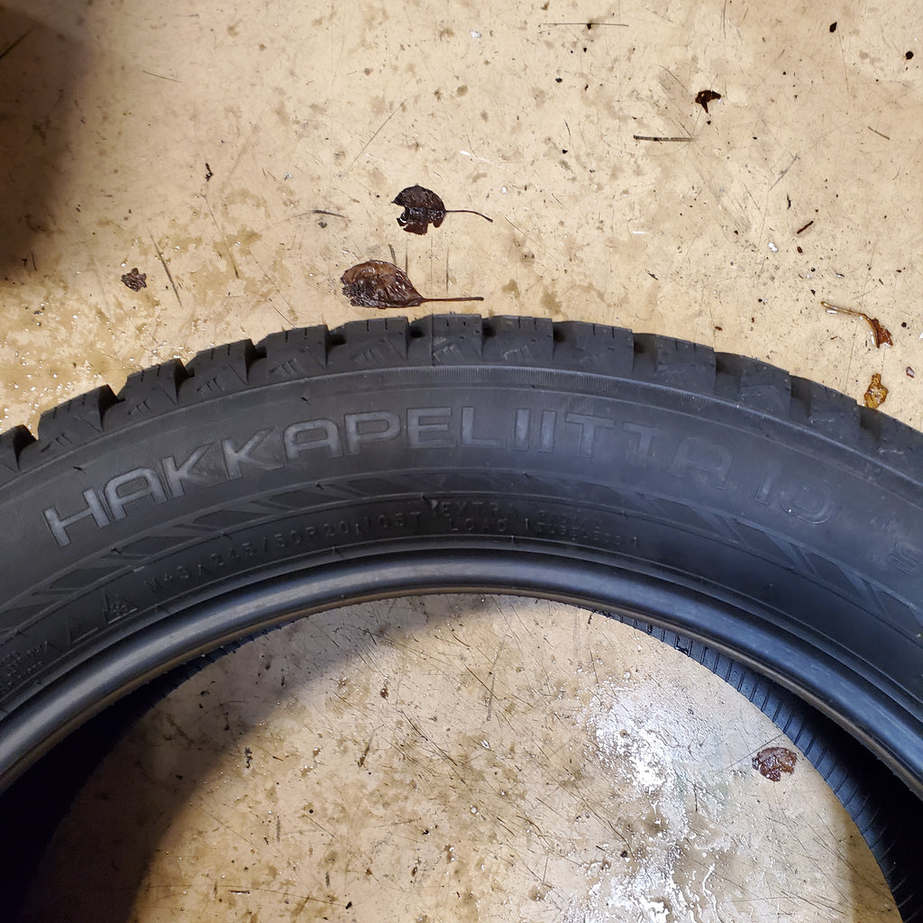4 NOKIAN HAKKAPELIITTA 10 SUV STUDDED 245 50 20 105T XL WINTER TIRE TS32513