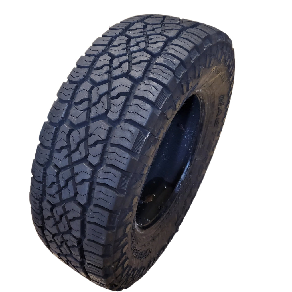 USED DTO 15/32” MASTERCRAFT COURSER TRAIL LT 275 70 18 125/122S TIRE 175101010