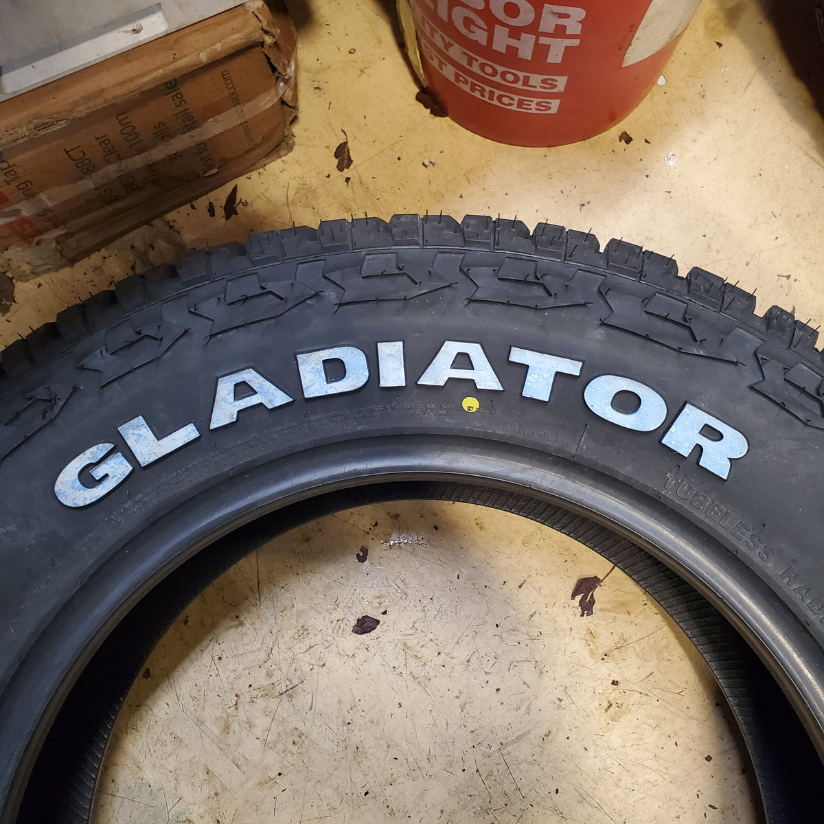 GLADIATOR X COMP A/T RWL LT 285 65 20 127/124Q ALL TERRAIN TRUCK TIRE 1932360685