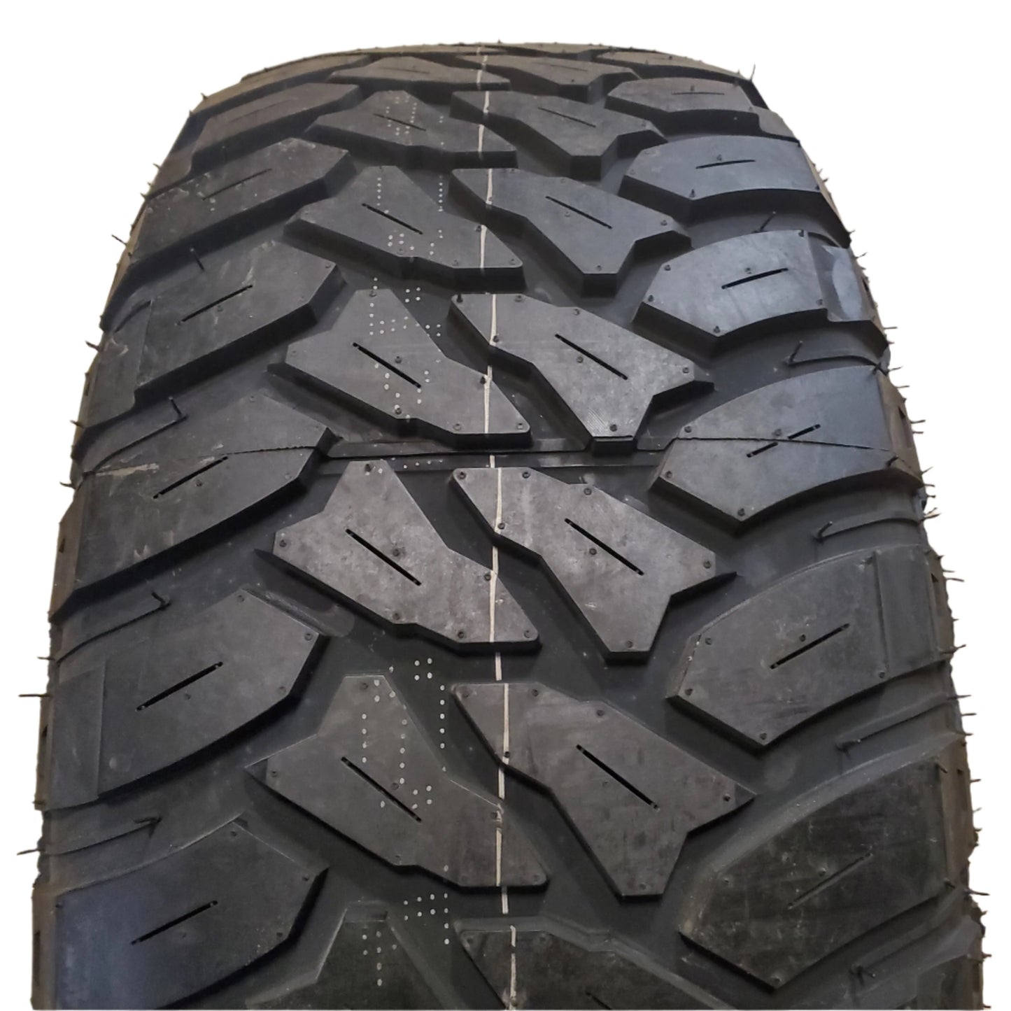KENDA KLEVER M/T KR29 RWL LT 305 60 18 121/118Q MUD TRUCK TIRE 290035