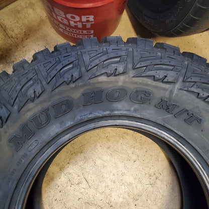 (TODO) KANATI MUD HOG M/T BSW LT 35 12.50 17 121Q MUD TRUCK TIRE L1735125E252