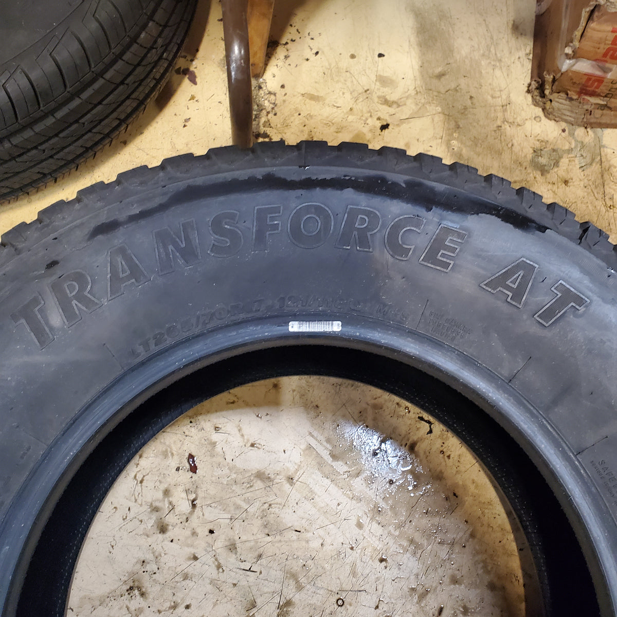 USED 15/32” FIRESTONE TRANSFORCE AT BSW LT 265 70 17 121/118Q TRUCK TIRE 005495 1 Patch